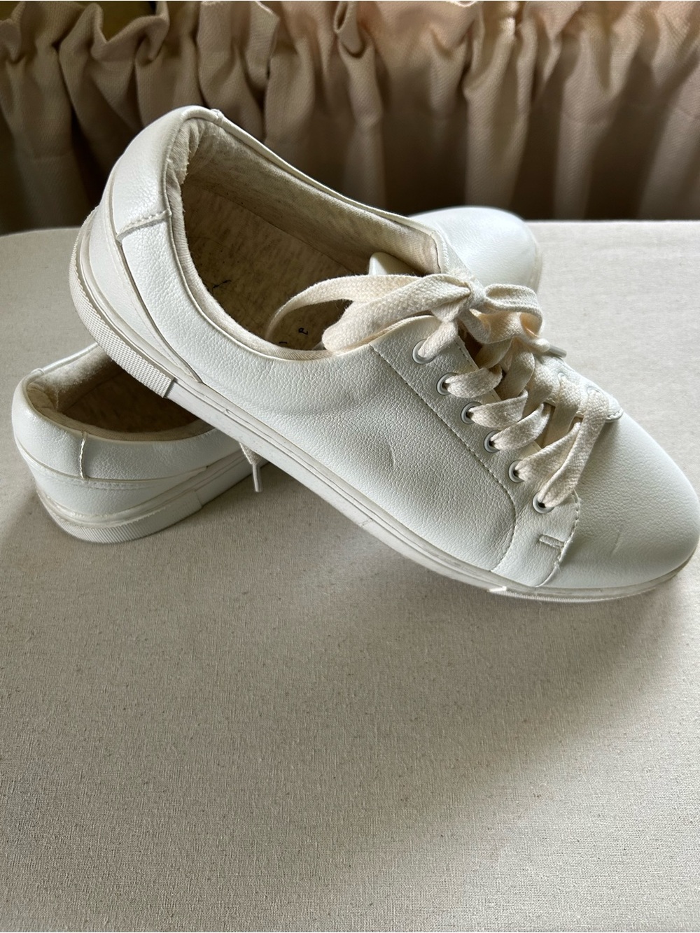 Lace-Up Casual Sneakers